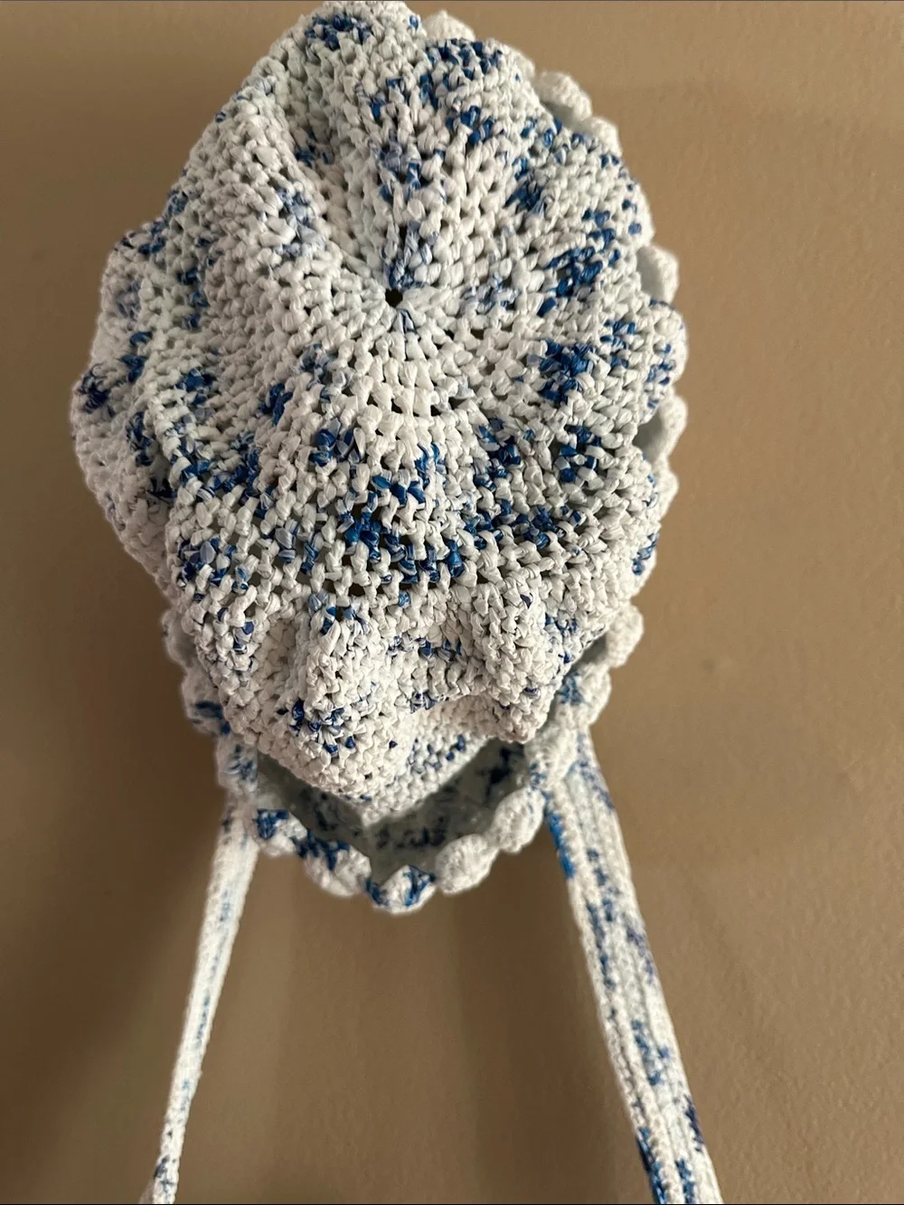 Upcycled Plarn 3-Piece Accessories Set: Shoulder Bag, Matching Hat & Coin Pouch